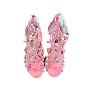 Dollhouse Stilettos 👠